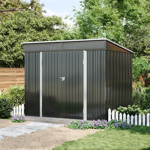 Pent roof garden - ,